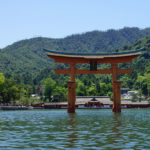 世界遺産の島『宮島』厳島神社の大鳥居
